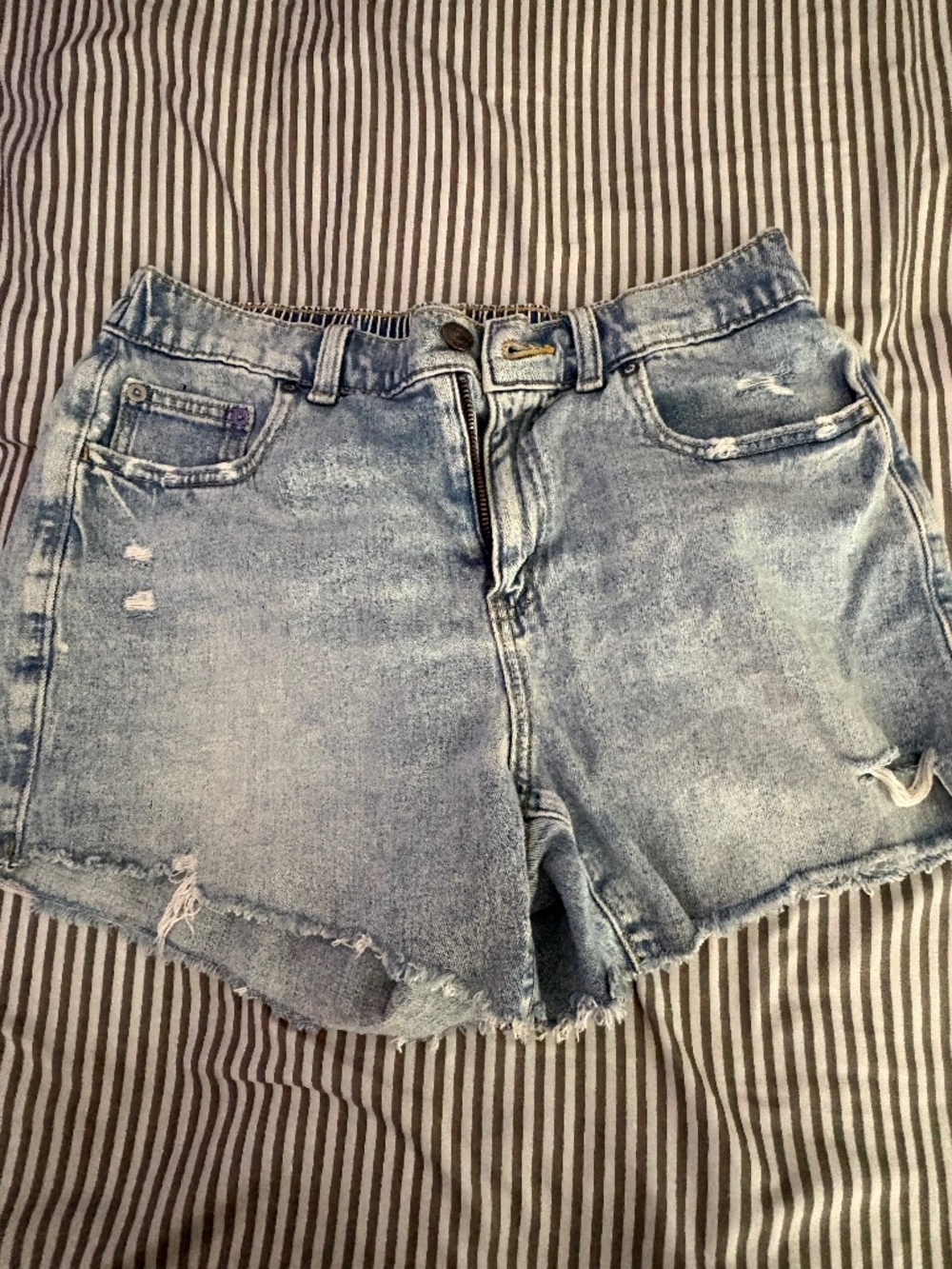 Aerie cloud woman denim shorts